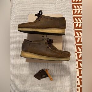 Women’s Clark’s Originals Wallabee Beeswax Jaune Miel Size 7.5 in VGUC